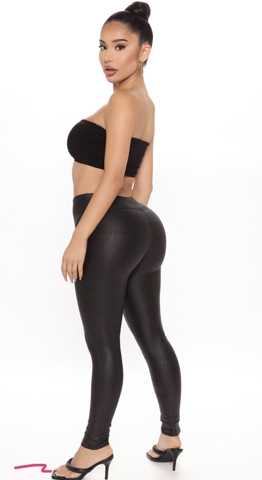 FASHION NOVA TUMMY TUCK LEGGINGS 
