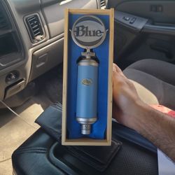 Blue Bluebird Mic