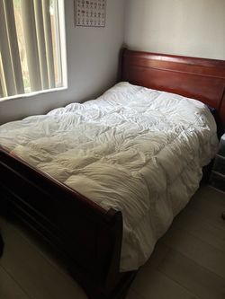 Premium HardWood Bed Set