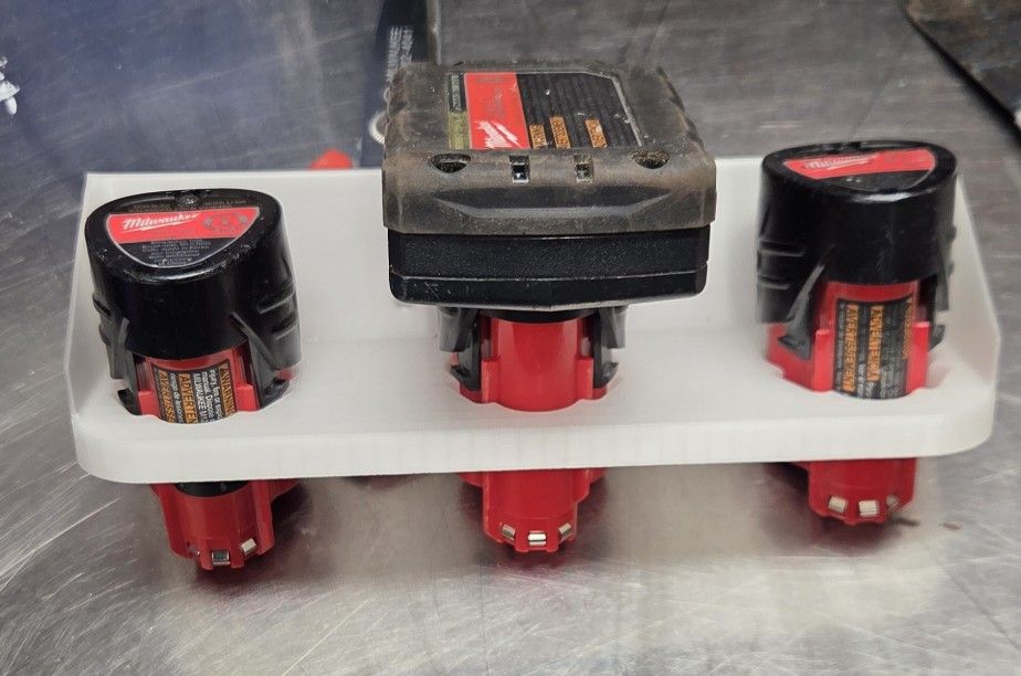 MILWAUKEE Battery Holder 