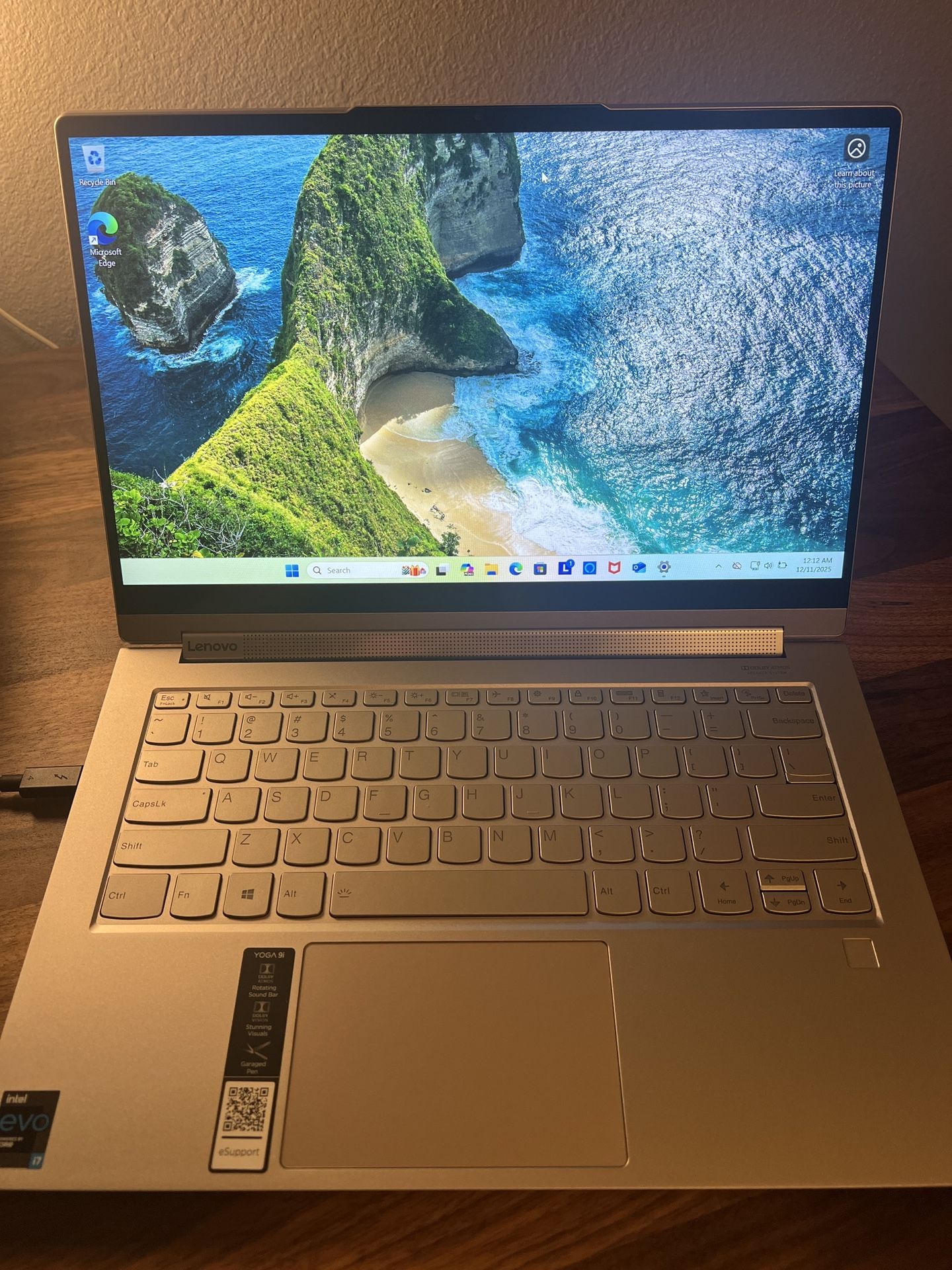 Lenovo Yoga 9i Laptop