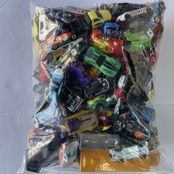 Lot of hot wheels cars