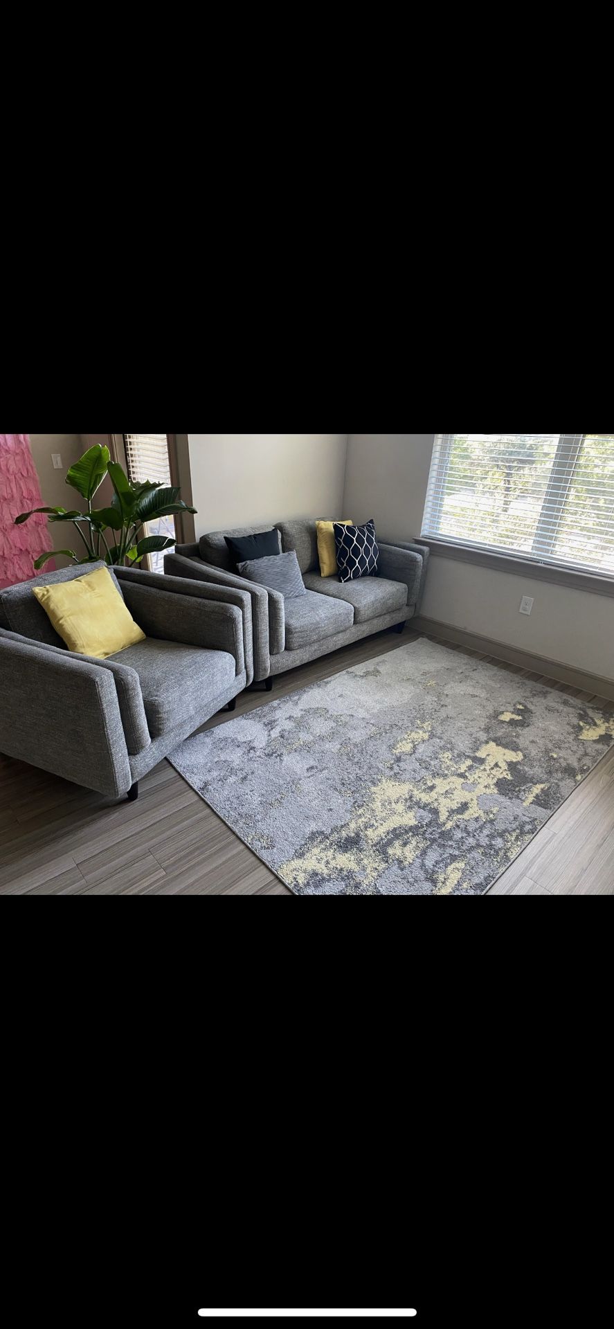 Grey couch, 4 Bar Stolls , And Matching Rug !