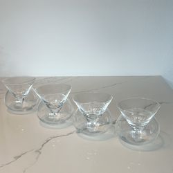 Set of 4 Crate&Barrel Clio martini glasses