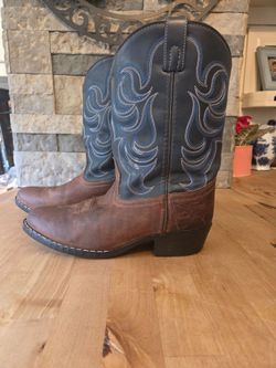 Cody James Boys' Holt Two-Tone Embroidered Western Boots - Round Toe Youth 6D