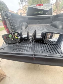 Dodge Ram 1500 side view mirrors