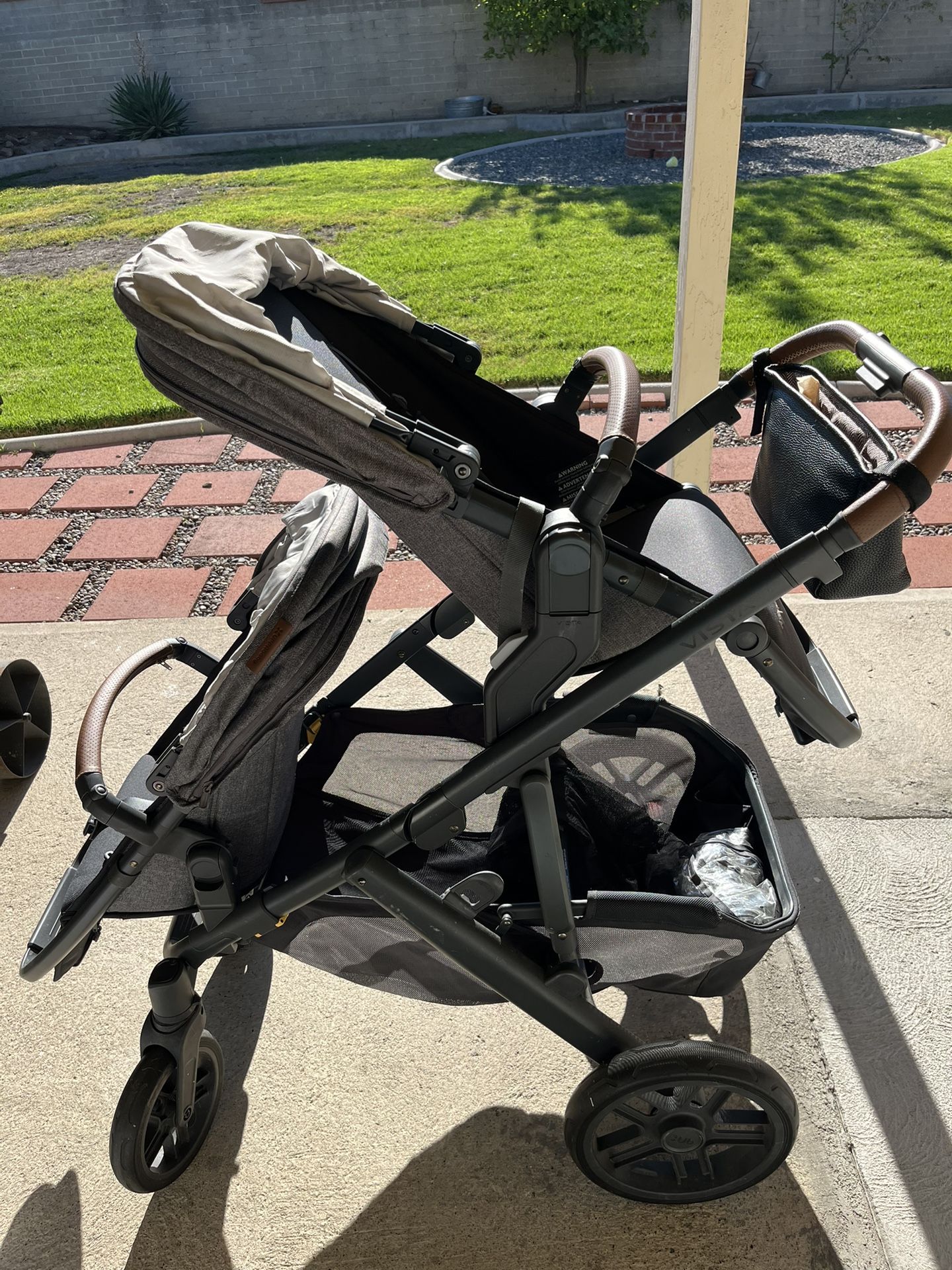 Uppababy Vista2 + Loads of extras And accessories