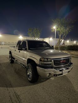 2005 GMC Sierra 2500
