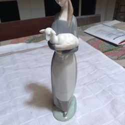 Lladro porcelain figurine of girl with lamb