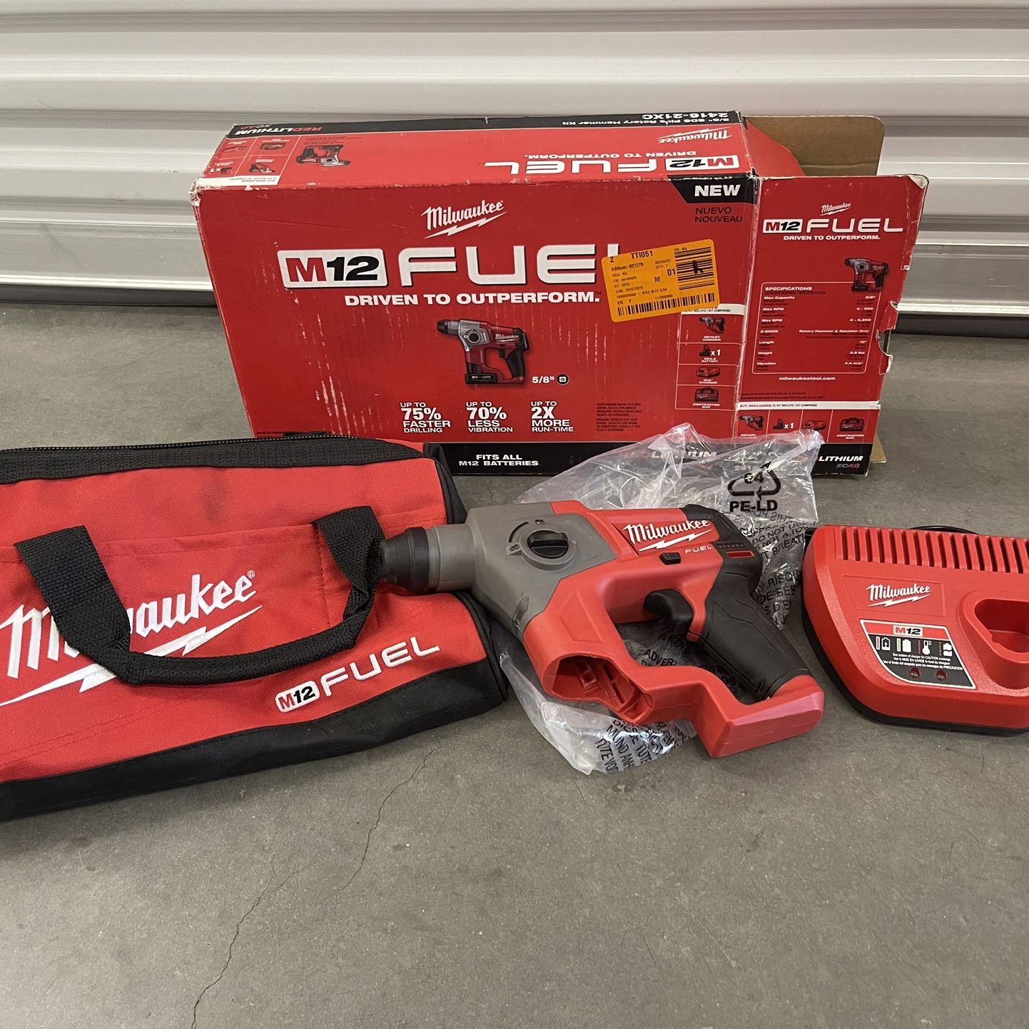 Milwaukee M12 Fuel 5/8 SDS Plus Rotary Hammer Kit