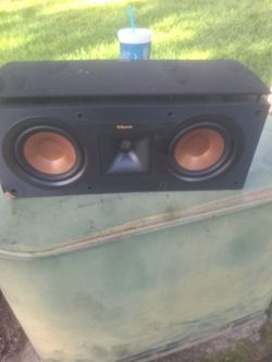 Klipsch  r-25c center channel speaker