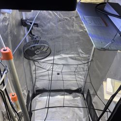Spider Farmer Growing Tent 
