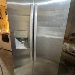 Whirlpool Refrigerator 
