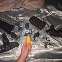 GOPRO HERO 9 BLK With Accessories 