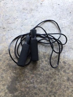 Amazon basics jump rope