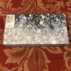 Tahari Wallet 