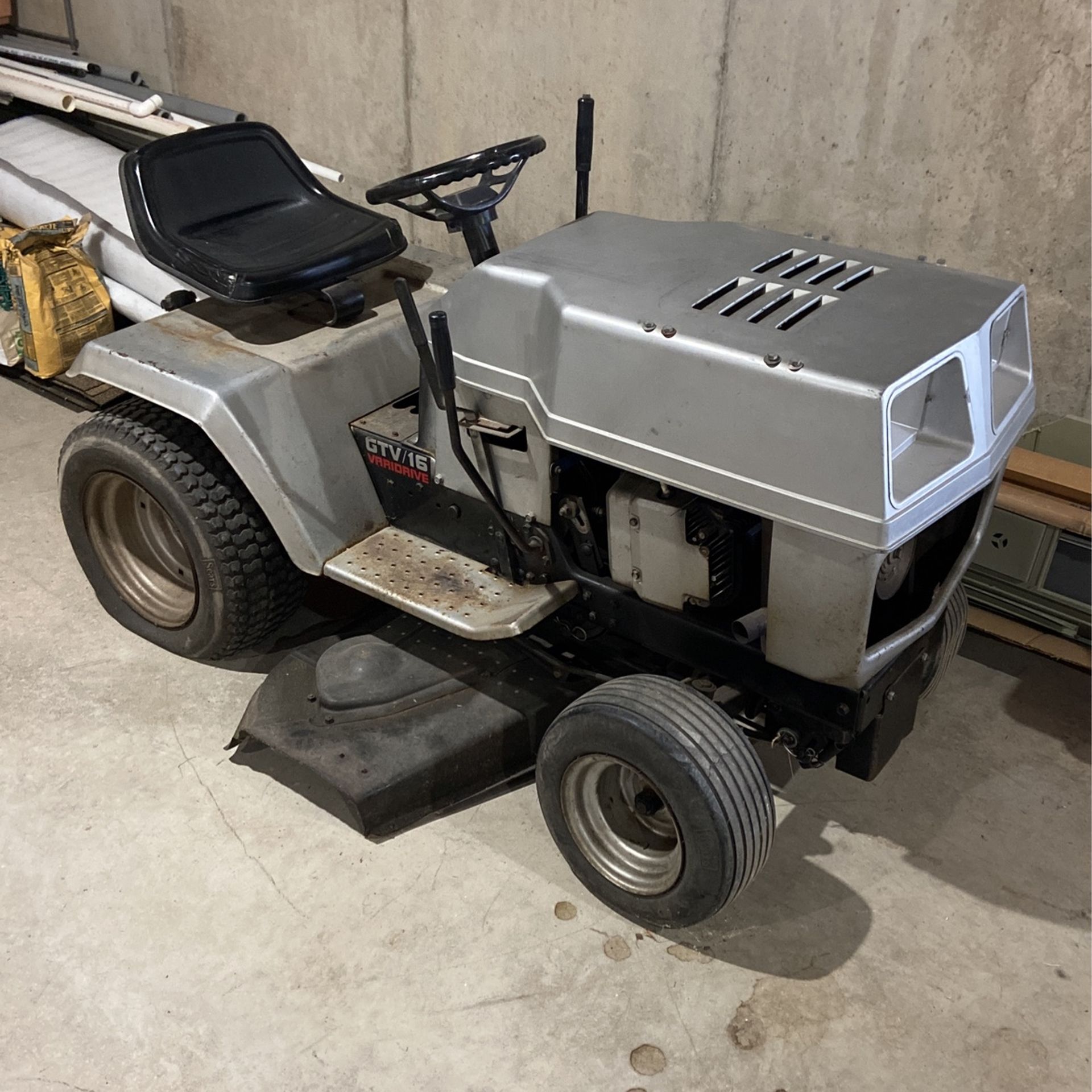 Craftsman Riding Mower