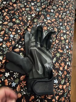 Nike battling gloves