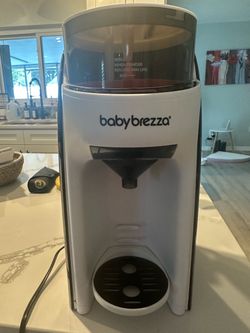 Baby Breeza Formula Maker