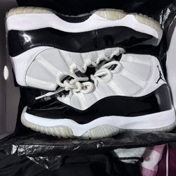 Jordan 11 Concord Size 9.5