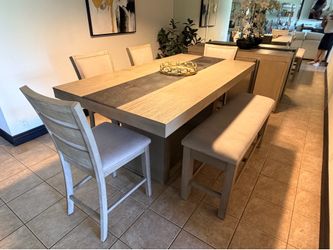 7-Piece Dining Set Table, 4 Chairs, Storage Bench & Buffet light gray /Gray