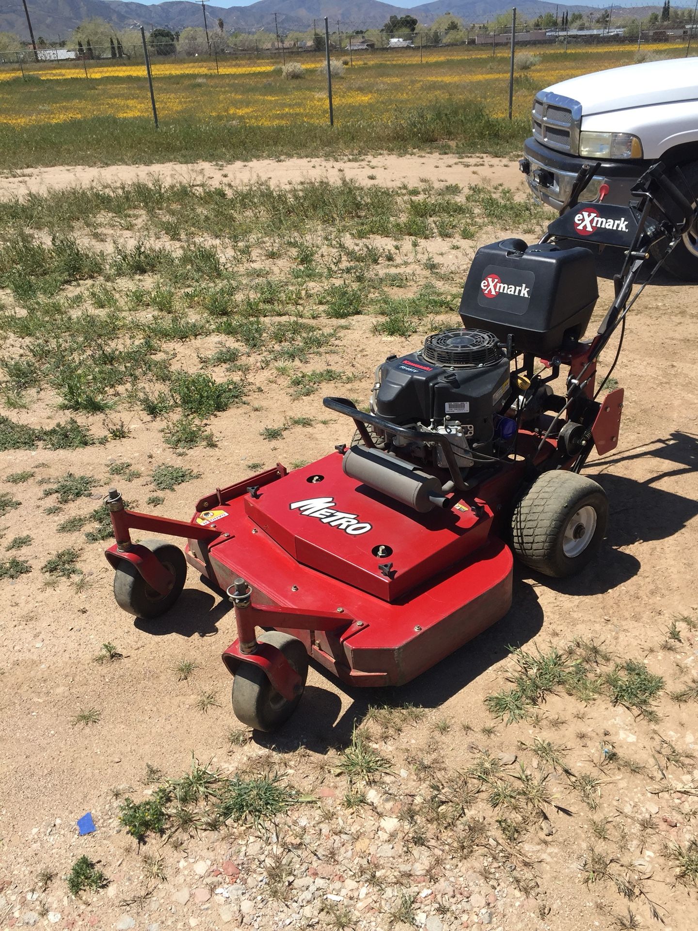 2014 ExMark Metro MG481KA362 Commercial 36 Walk Behind 4 Stroke Mower CAN DELIVER for Sale in Palmdale CA OfferUp
