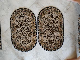 Set of 2 Oval African Animal Print Rugs Jungle Leaves