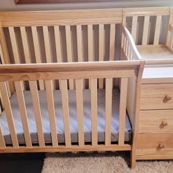 4-in-1 Mini Convertable Crib with Changer and Drawers -  Mattress with Waterproof Cover -3 Set Sheets