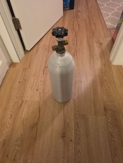 5lbs  CO2 tank