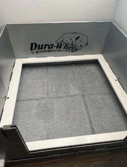 Dura Whelp Box - Medium Size With 3 Mats