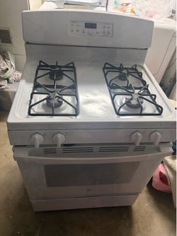GE Gas Stove