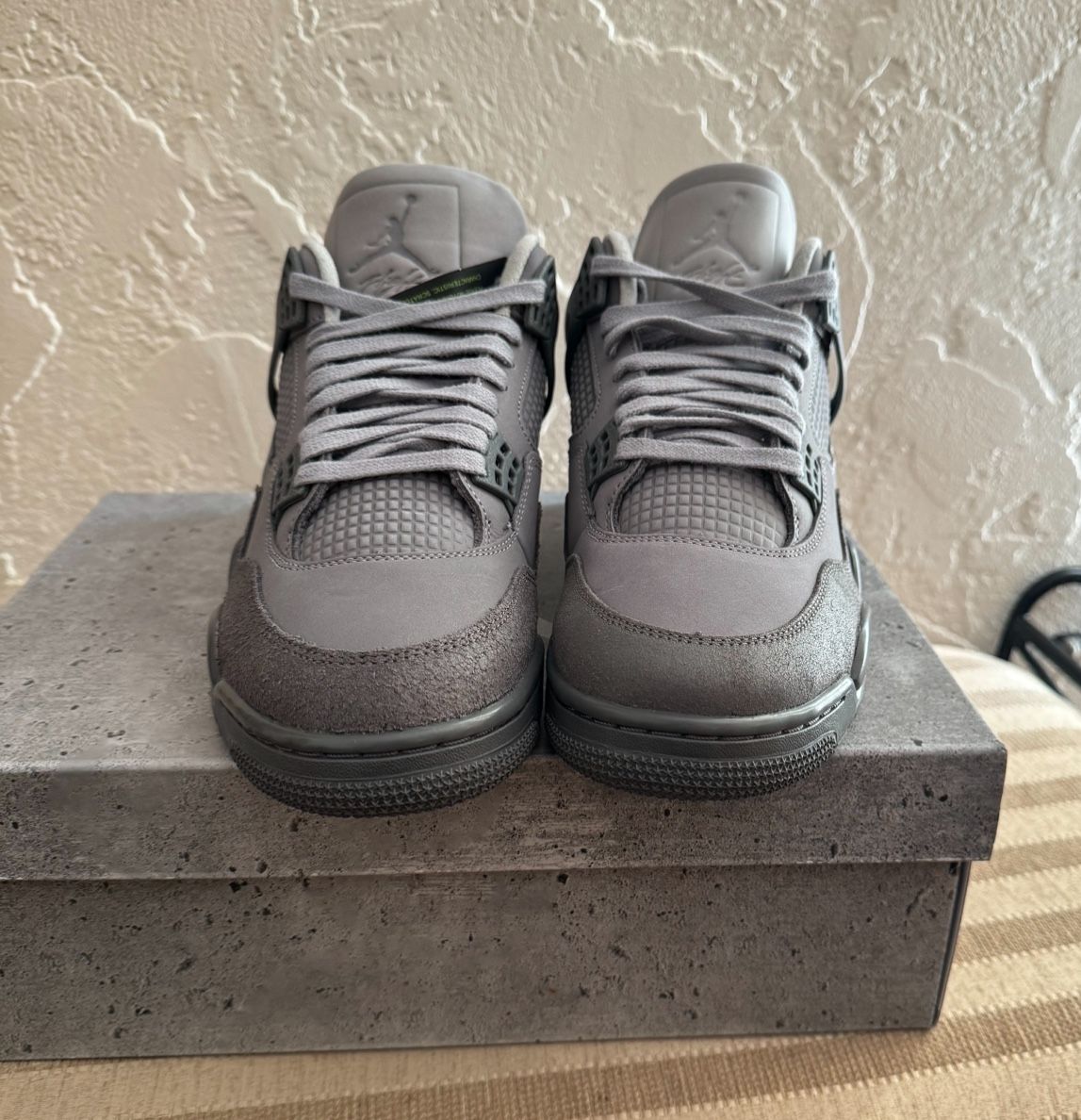 Air Jordan 4 Retro SE Smoke Grey Cements