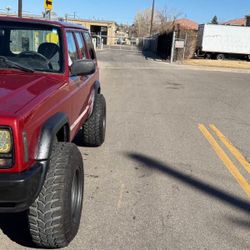 1999 Jeep Cherokee