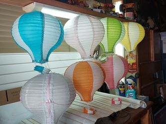 GIRL OR BOY PARTY DECORATIONS 