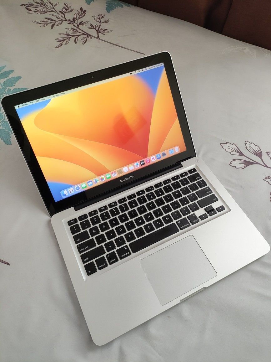 2012 13.3"inch Intel Core i5 MacBook Pro Laptop, 1TB SSD, 10GB RAM, DVD 📀 And SD Card Reader. Latest macOS Sequoia 15.5 Installed. RUNS 🏃♂️ GREAT.