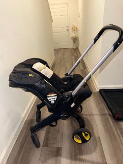 Doona baby car seat/Stroller