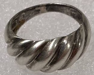 Vintage Sterling Silver Ring, Nice Swirl Design, CTR, Size 6 1/2, Adjustable, Nice Design, Quality, Jewelry, Accessory, Stamped 925, Clothing, 1143, E