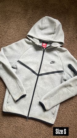 Nike Tech Hoodie Size S
