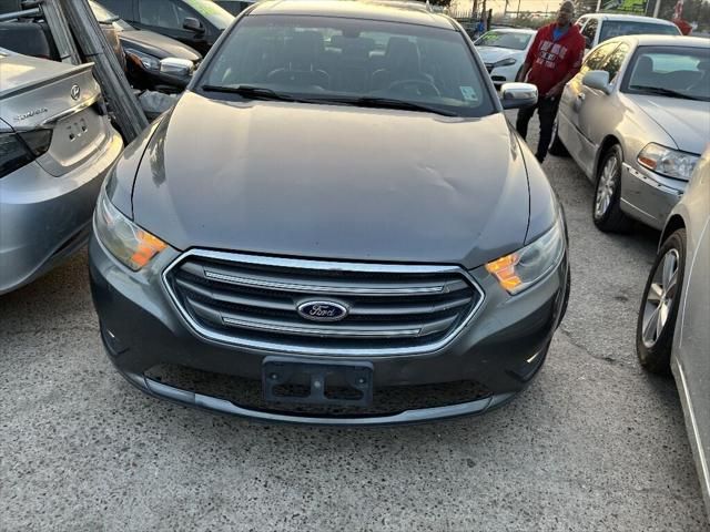 2013 Ford Taurus