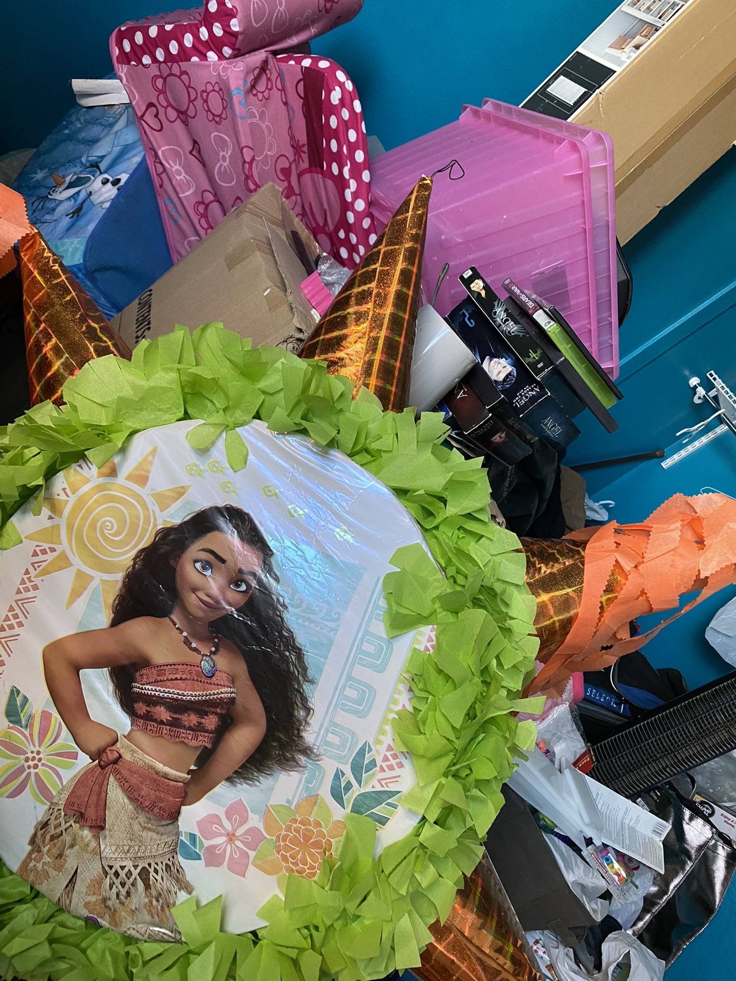 New moana piñata