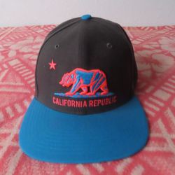 47 Brand California Republic Snap-Back Truckers Hat pink, Black & blue One Size