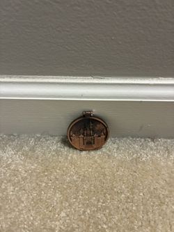 Disney pin - Walt Disney Quote + Castle