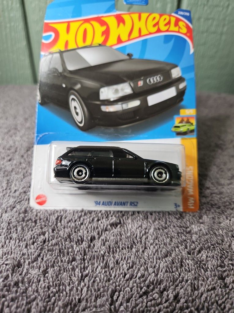 Hot Wheels '94 Audi Avant RS2 Black HW Wagons