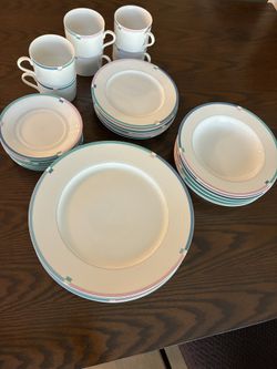 Dinnerware ~ service for 6 
