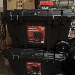 23 in. 50 Gal. Black Rolling Toolbox with Keyed Lock and Portable Hand Tool Tray