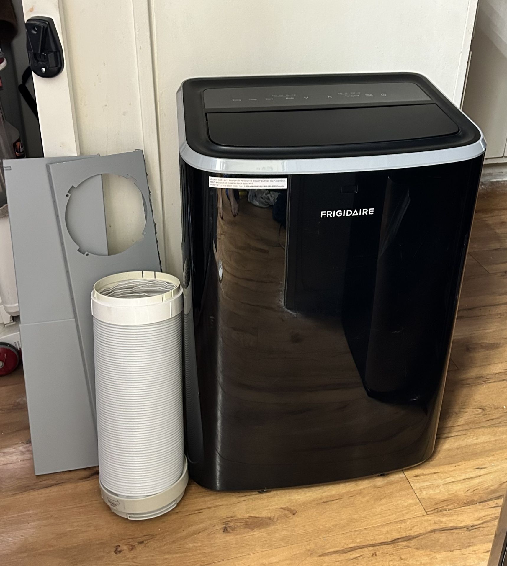 FRIGIDAIRE 14,000 BTU’S PORTABLE AIR CONDITIONER AC HAS BEEN DISASSEMBLED AND DEEP CLEANED