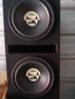 Memphis 12-in speakers with amp competition a