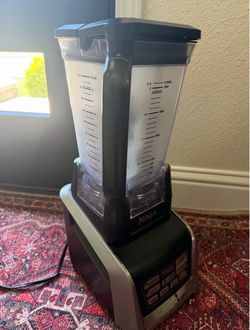Ninja Blender with Large Pitcher