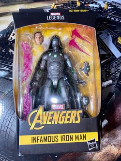 MARVEL LEGENDS DR DOOM