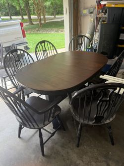 Washer and dryer/ dinning room table